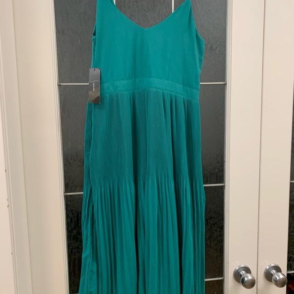 HM Green pleated midi dress, size L. - Picture 3 of 3